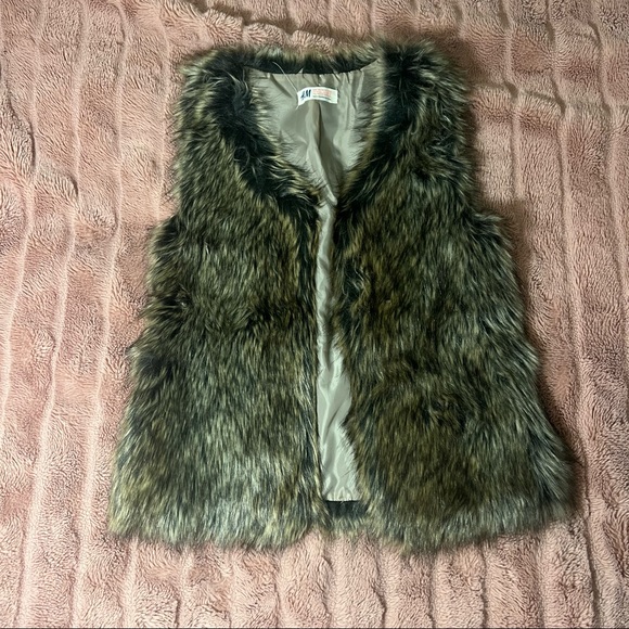H&M Jackets & Blazers - H&M - Faux Fur Vest